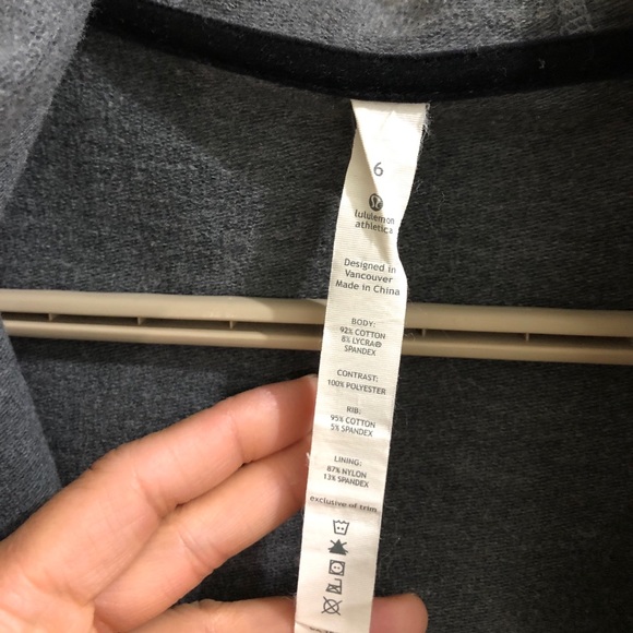 Lululemon jacket with hood - Picture 8 of 8